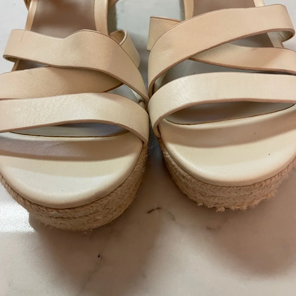 Via bleu Ivory  Wedge Sandals Size 9